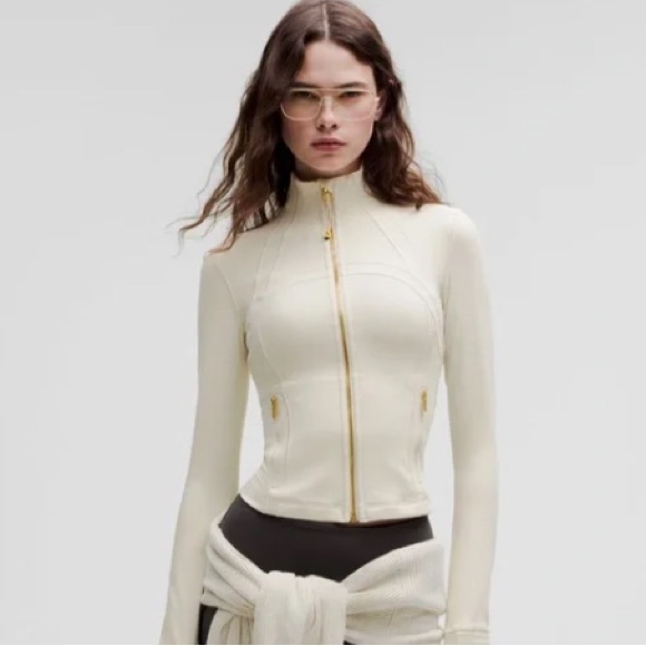 Lululemon Athletica Define Cropped Jacket Nulu Bone Gold  Size 6 - Picture 1 of 8